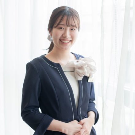 受付 F.Harakawa